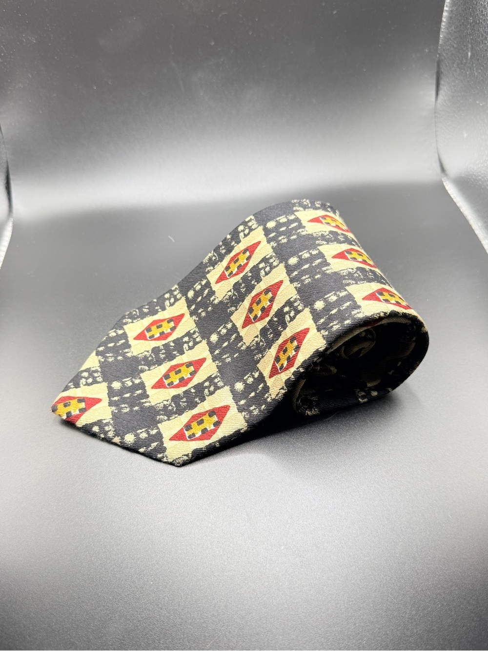 Vintage Hugo Boss Silk Geometric Tie Made in Italy 4" Wide Power Tie Cream Red